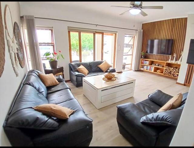 3 BEDROOM HOUSE FOR SALE IN STILBAAI-WES